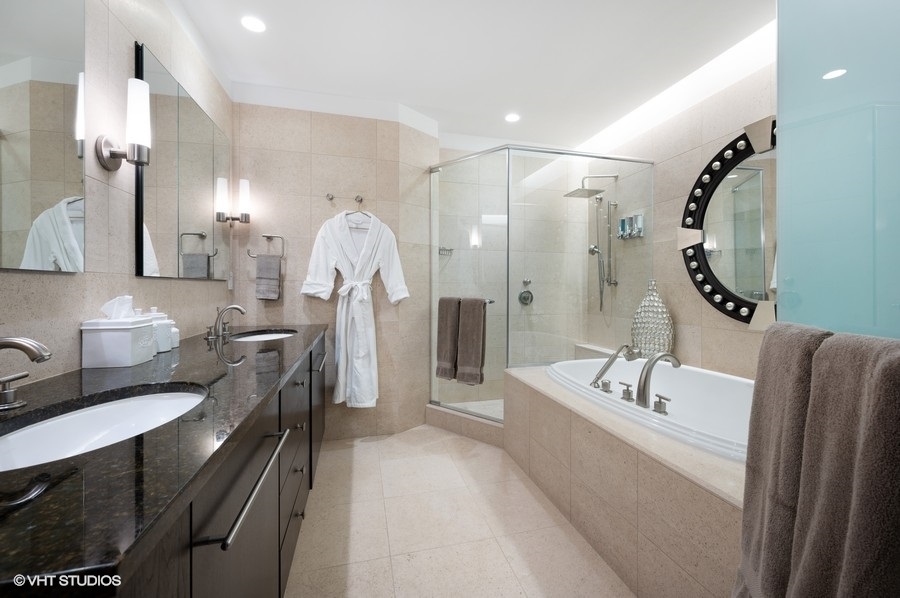 401 N Wabash Avenue Unit: 30J