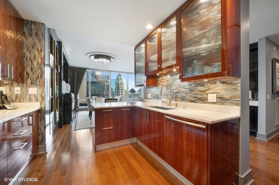 401 N Wabash Avenue Unit: 30J