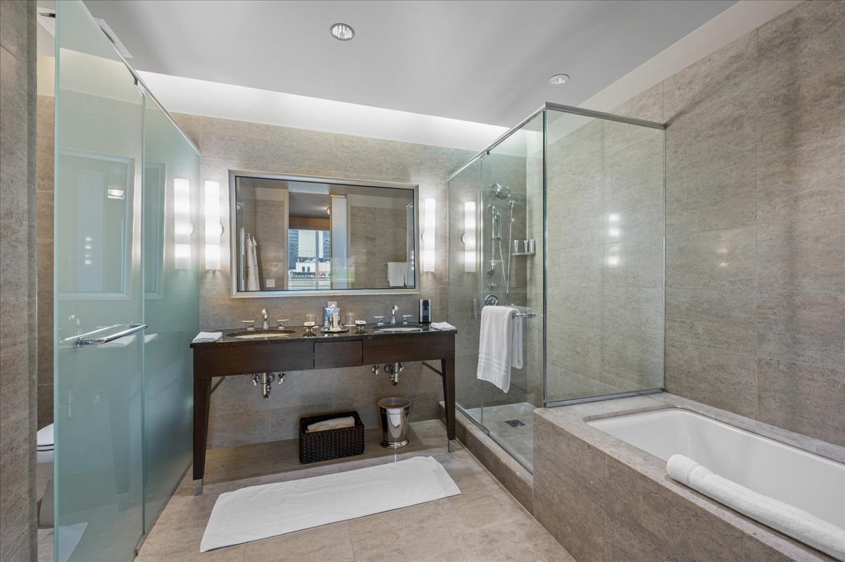 401 N Wabash Avenue Unit: 2044