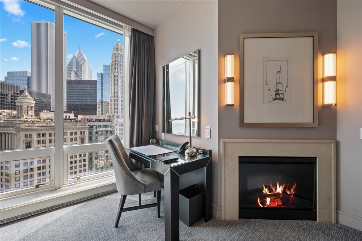 401 N Wabash Avenue Unit: 2044