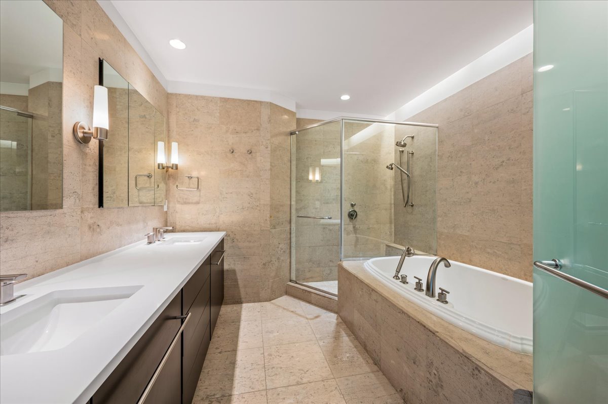 401 N Wabash Avenue Unit: 48I