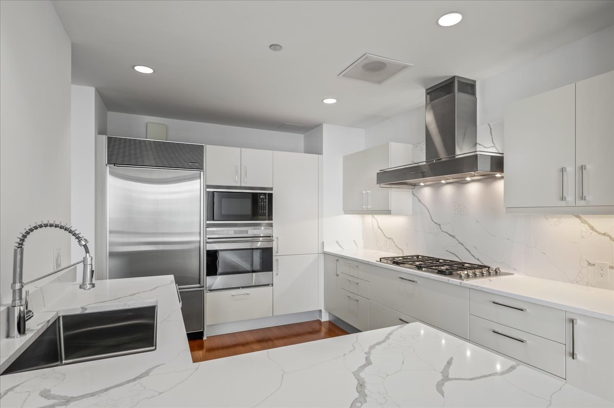 401 N Wabash Avenue Unit: 48I