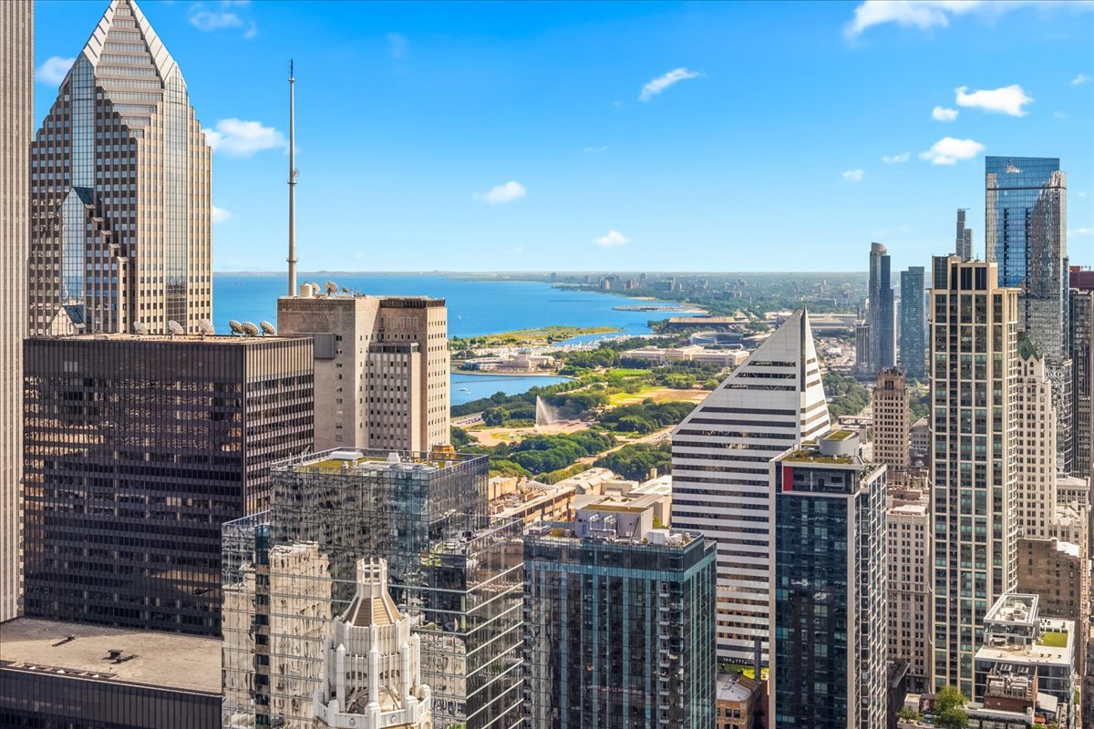 401 N Wabash Avenue Unit: 48I