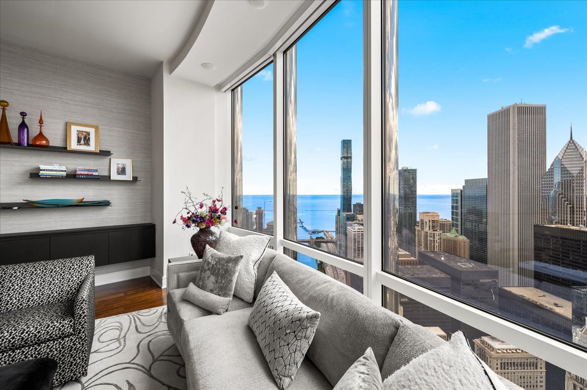 401 N Wabash Avenue Unit: 51E