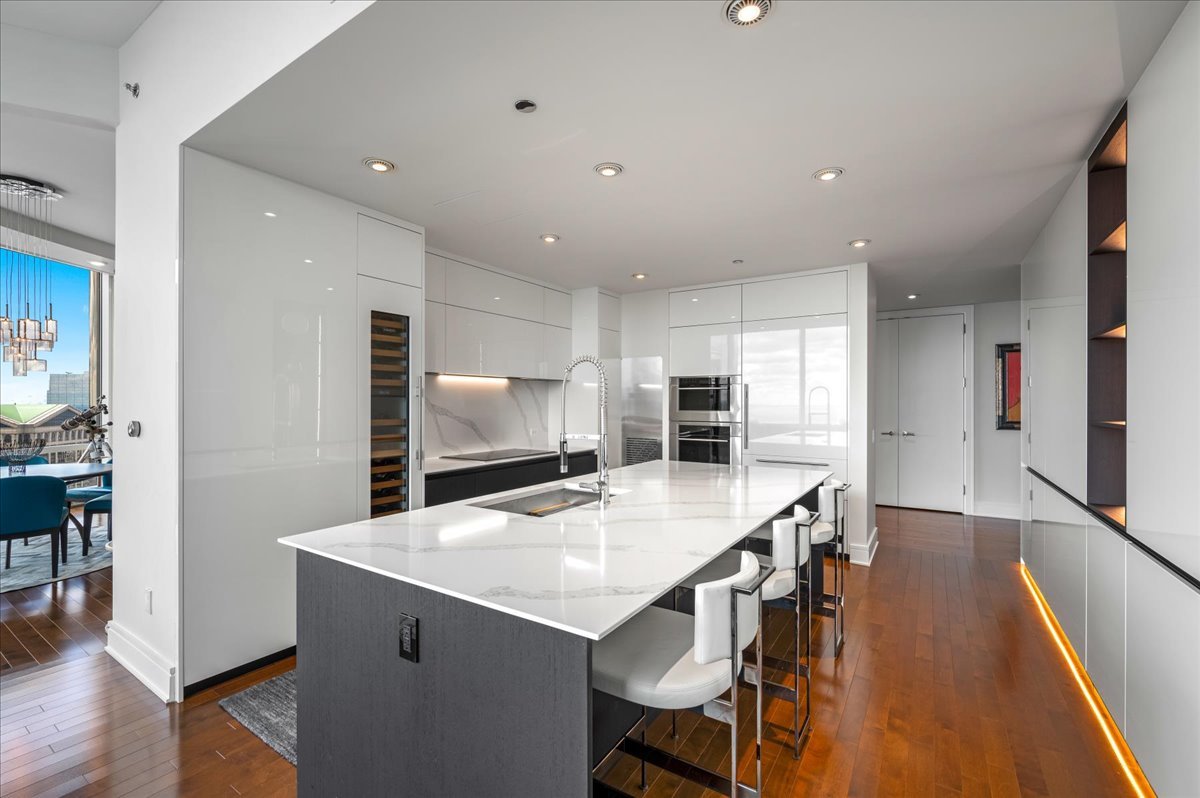 401 N Wabash Avenue Unit: 51E