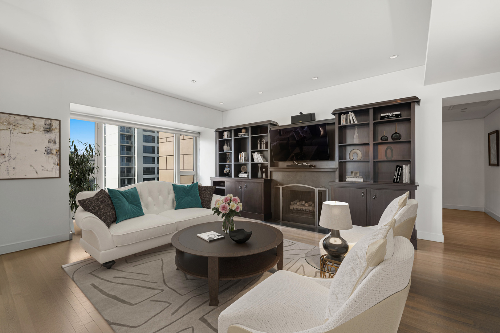 800 N Michigan Avenue Unit: 2202