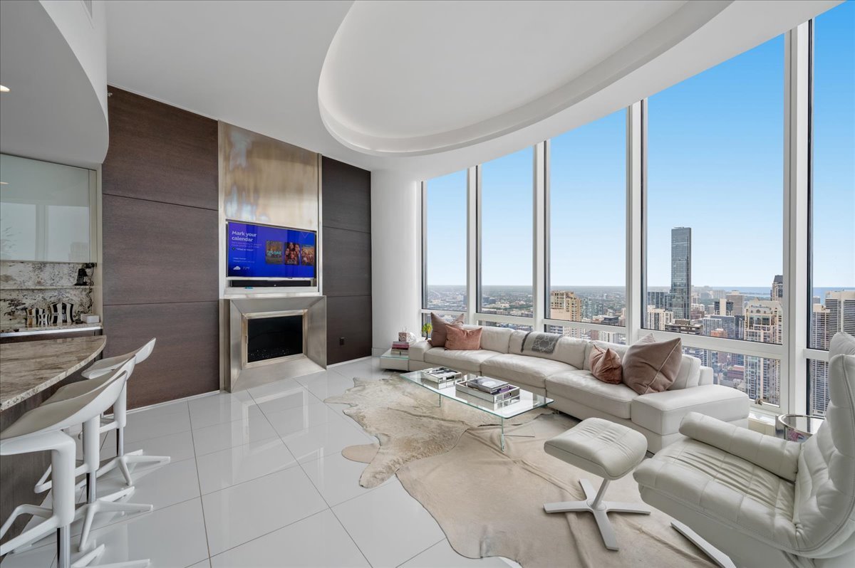 401 N Wabash Avenue Unit: 49A