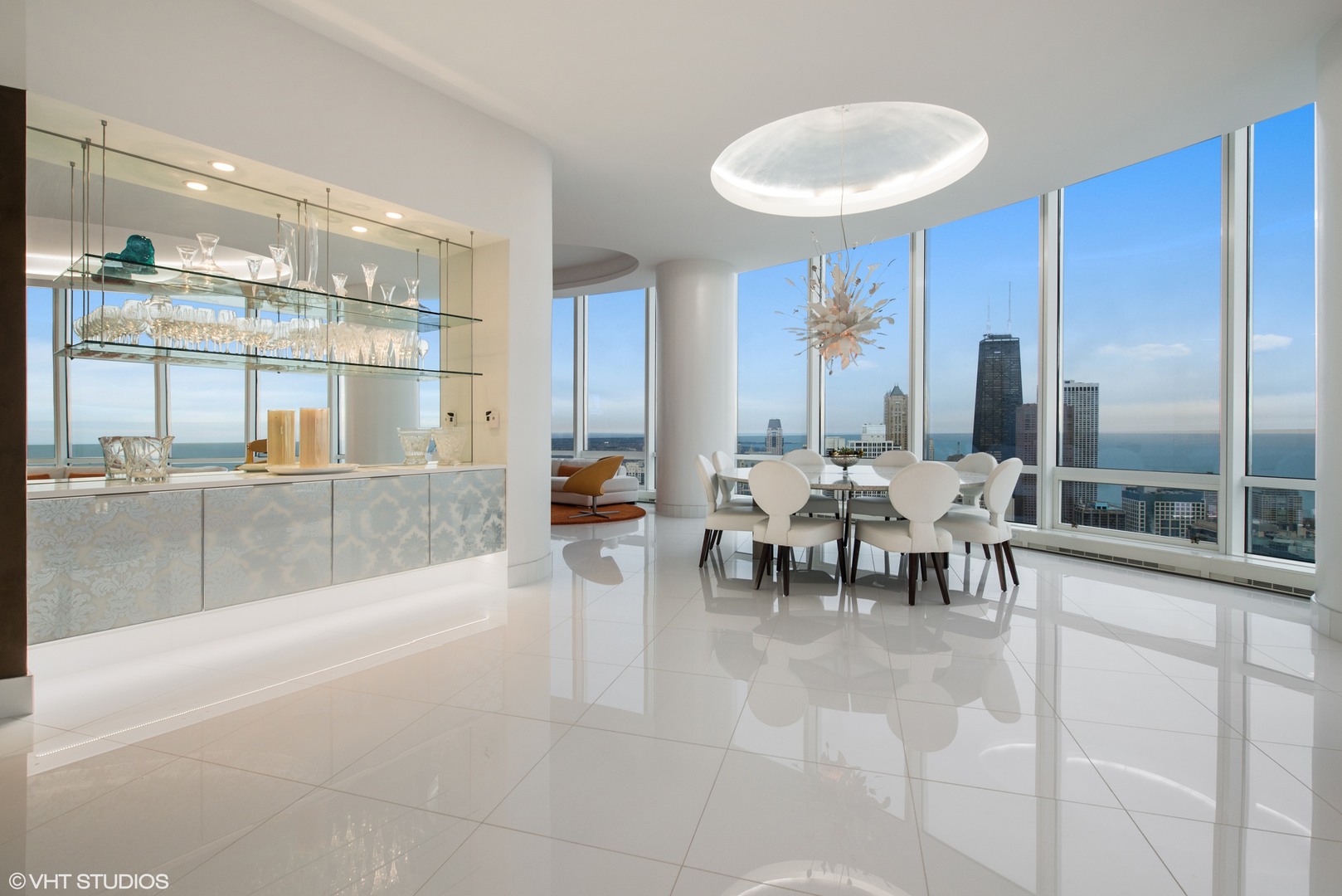 401 N Wabash Avenue Unit: 49A