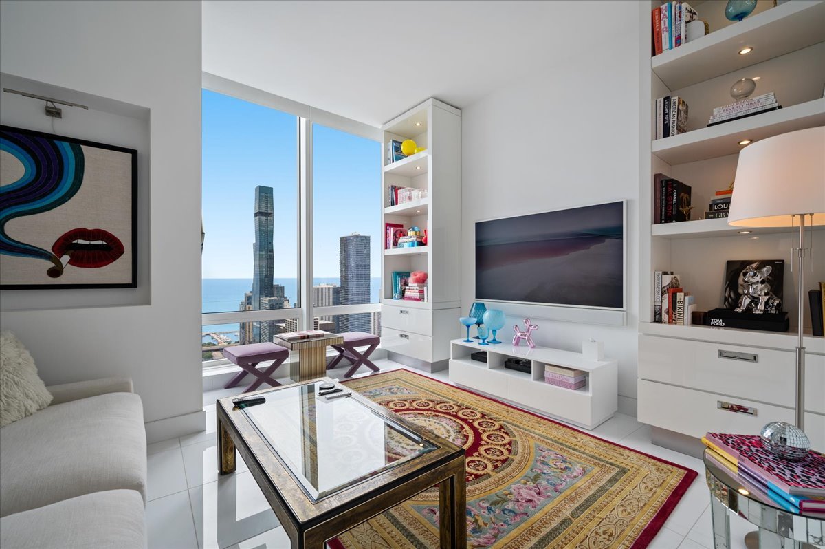 401 N Wabash Avenue Unit: 49A