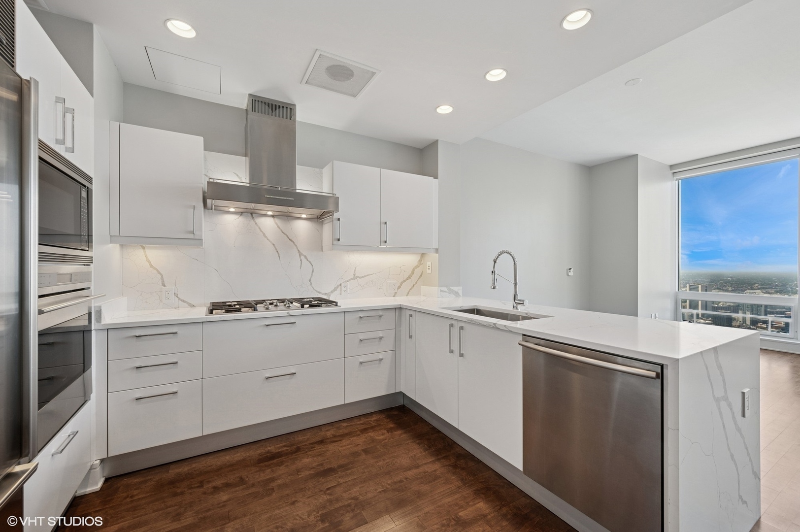 401 N Wabash Avenue Unit: 44B
