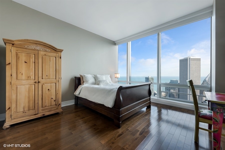 401 N Wabash Avenue Unit: 67F