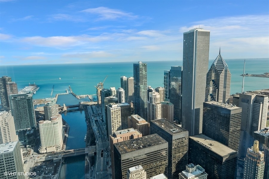 401 N Wabash Avenue Unit: 67F