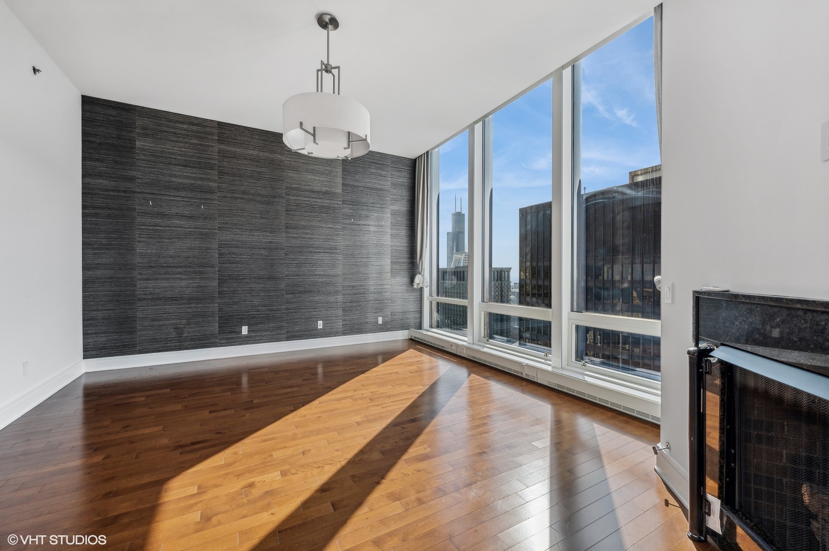 401 N Wabash Avenue Unit: 49F