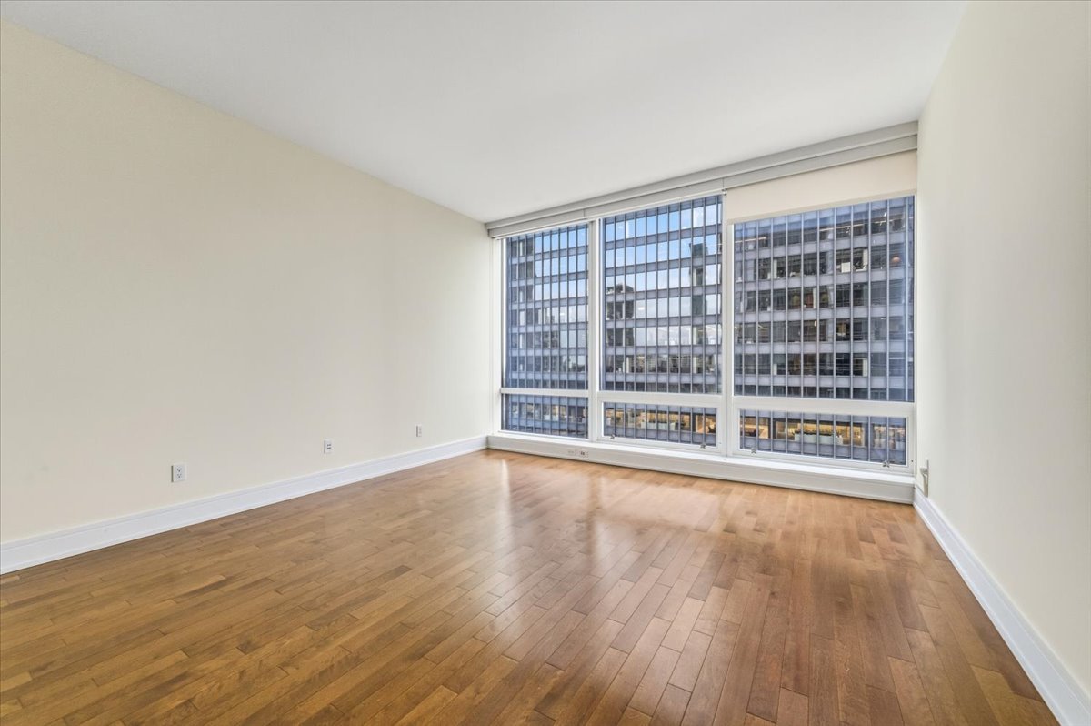 401 N Wabash Avenue Unit: 31G