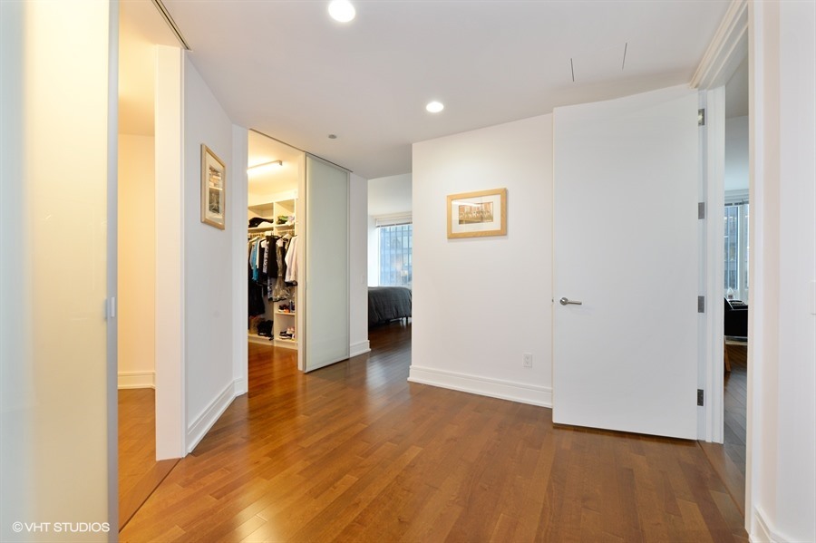 401 N Wabash Avenue Unit: 31G