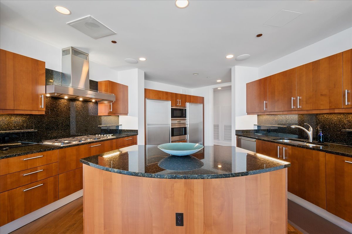 401 N Wabash Avenue Unit: 44A