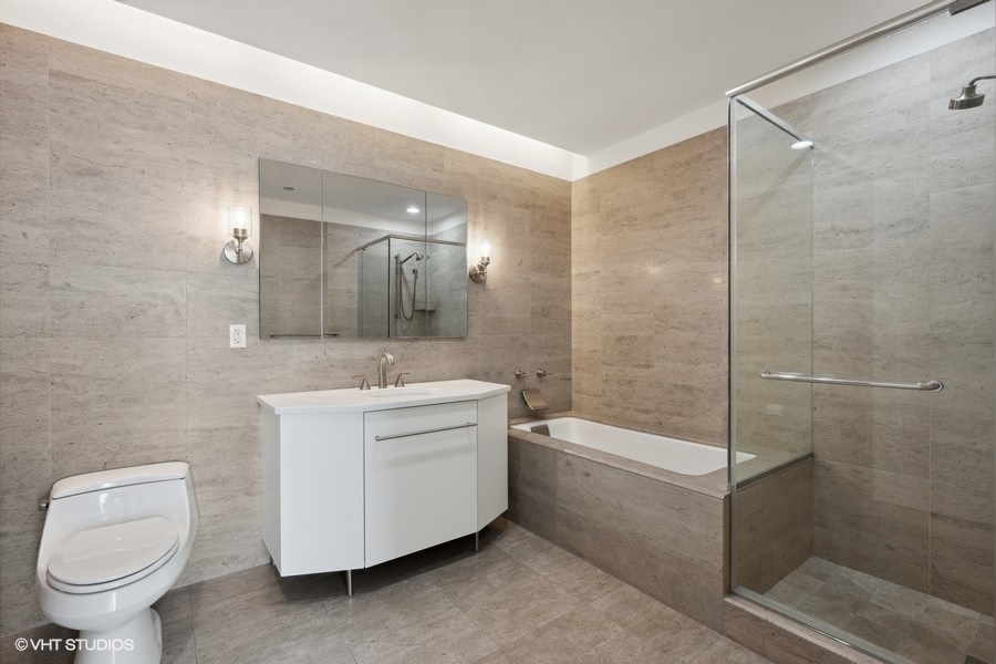 401 N Wabash Avenue Unit: 42E