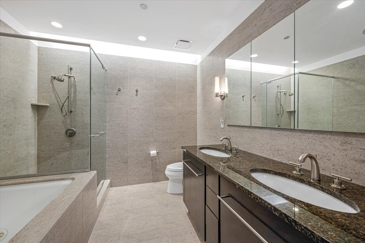 401 N Wabash Avenue Unit: 69F