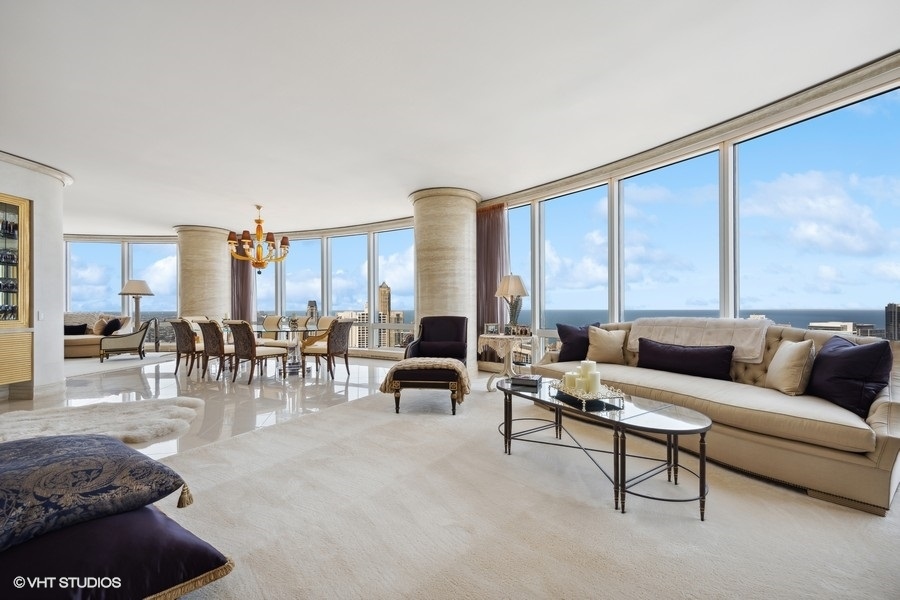 401 N Wabash Avenue Unit: 48A