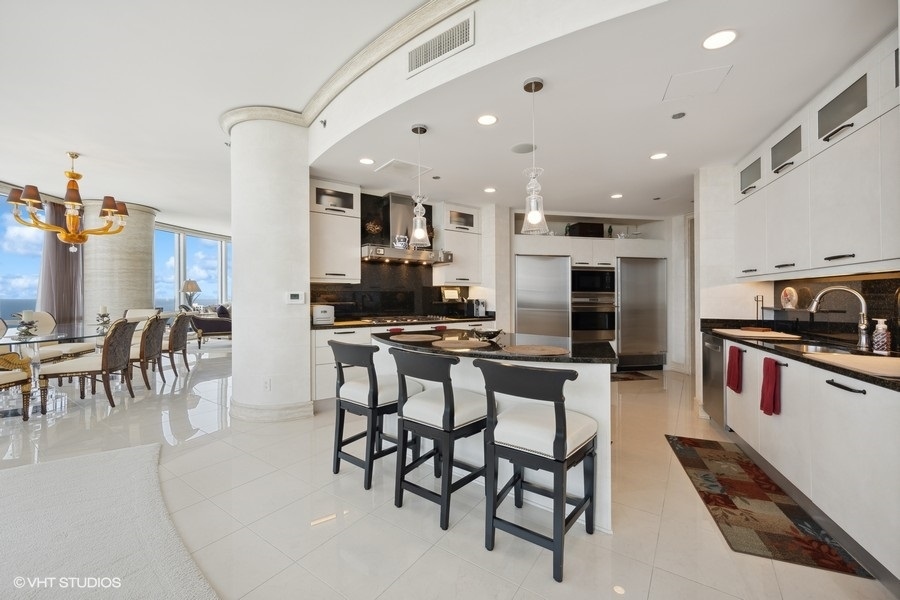 401 N Wabash Avenue Unit: 48A