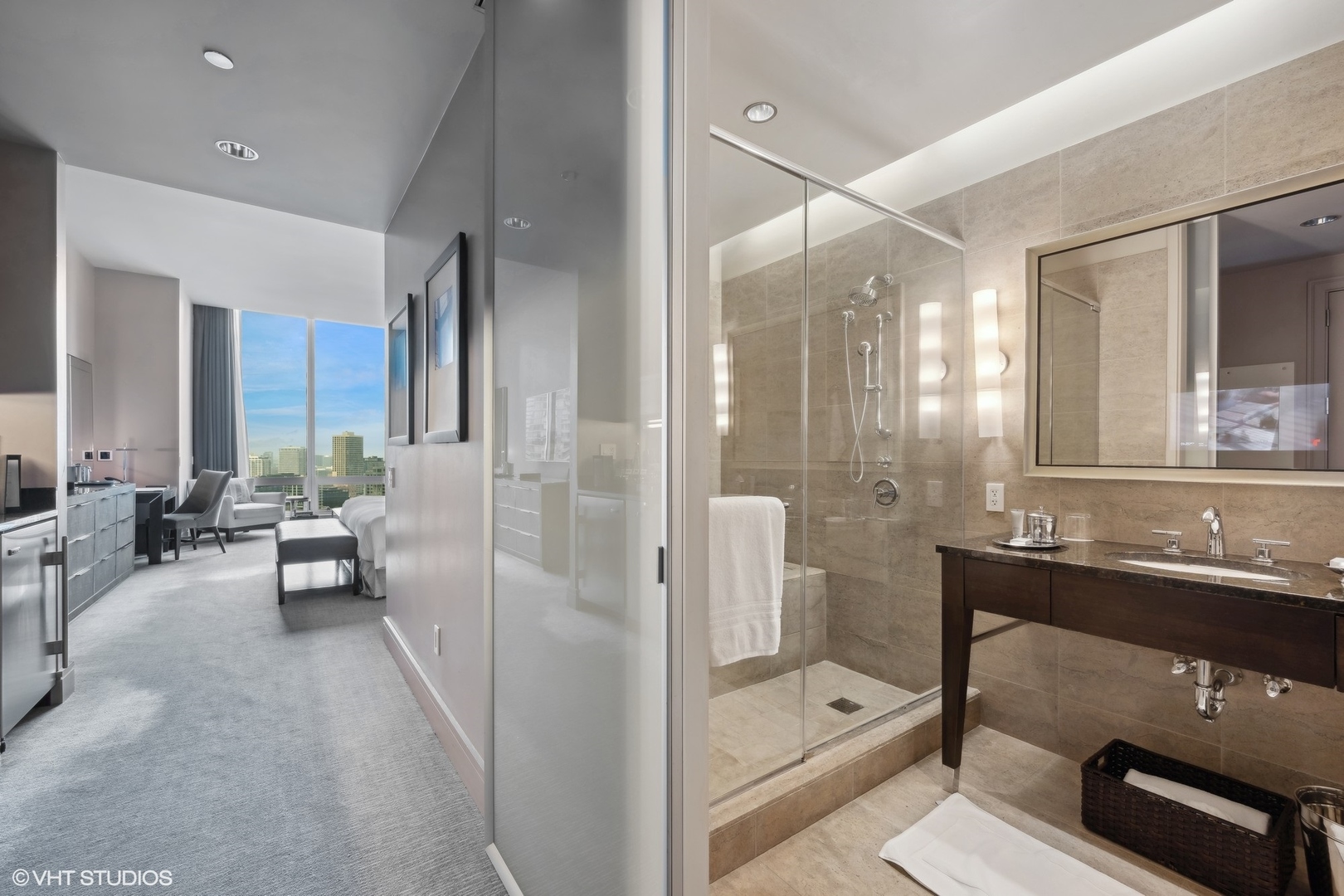 401 N Wabash Avenue Unit: 1912