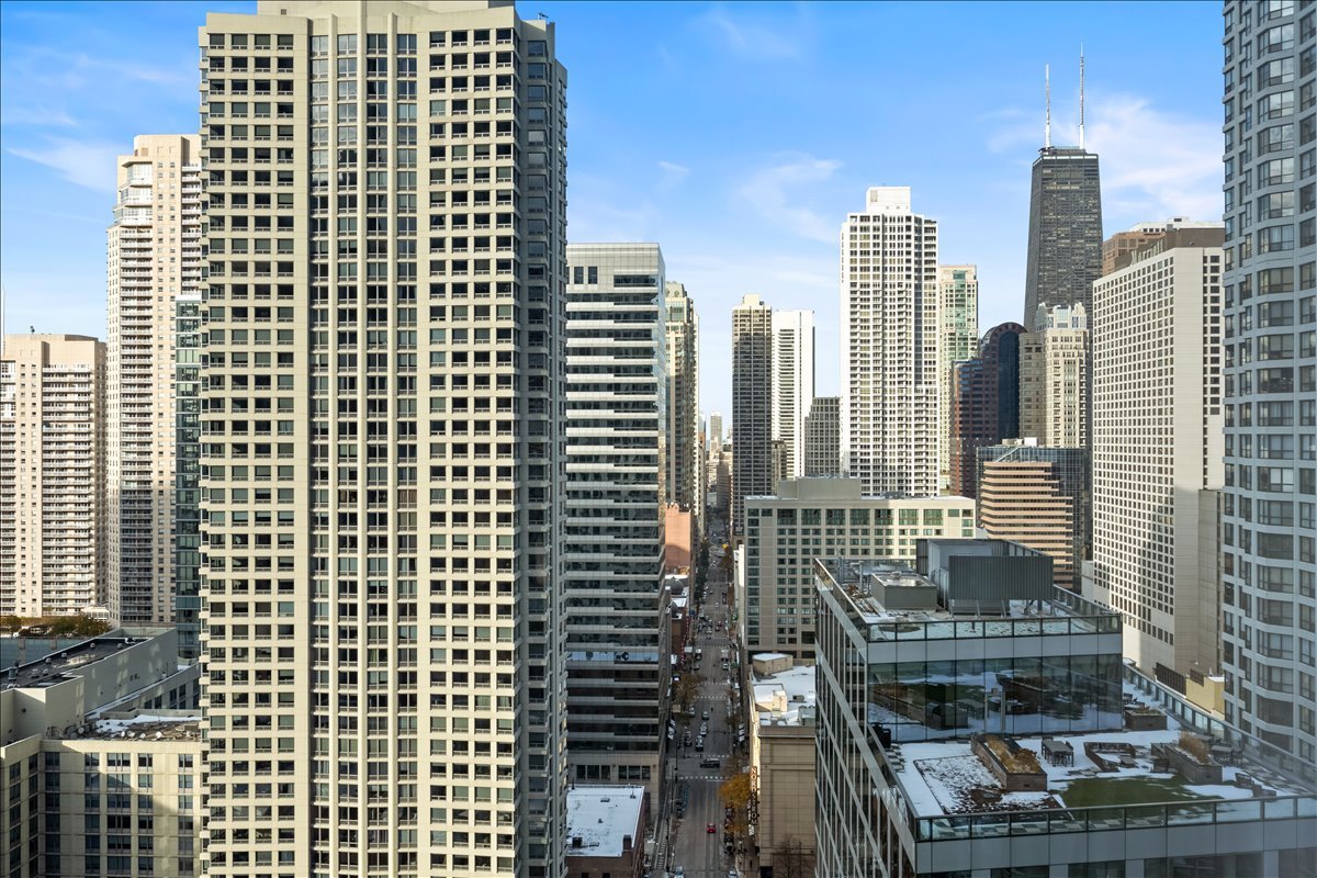 401 N Wabash Avenue Unit: 1912