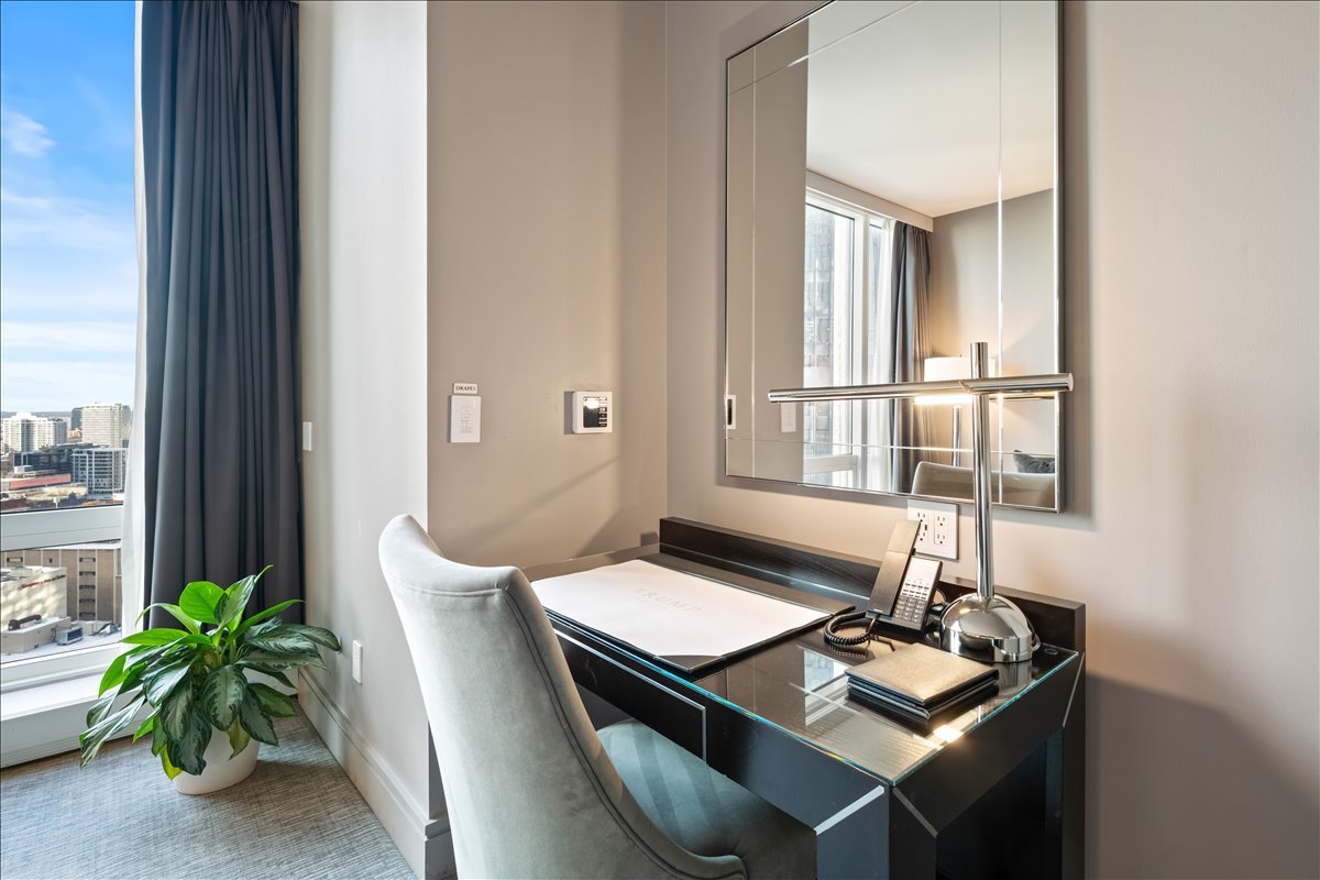 401 N Wabash Avenue Unit: 1912