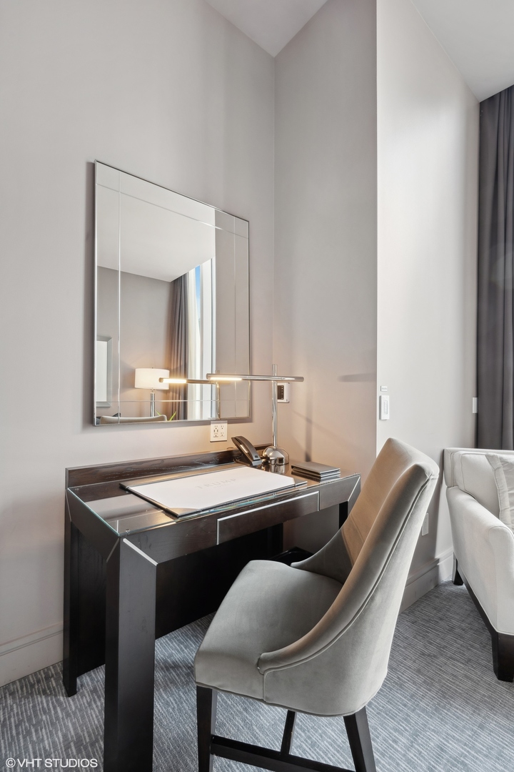 401 N Wabash Avenue Unit: 1912