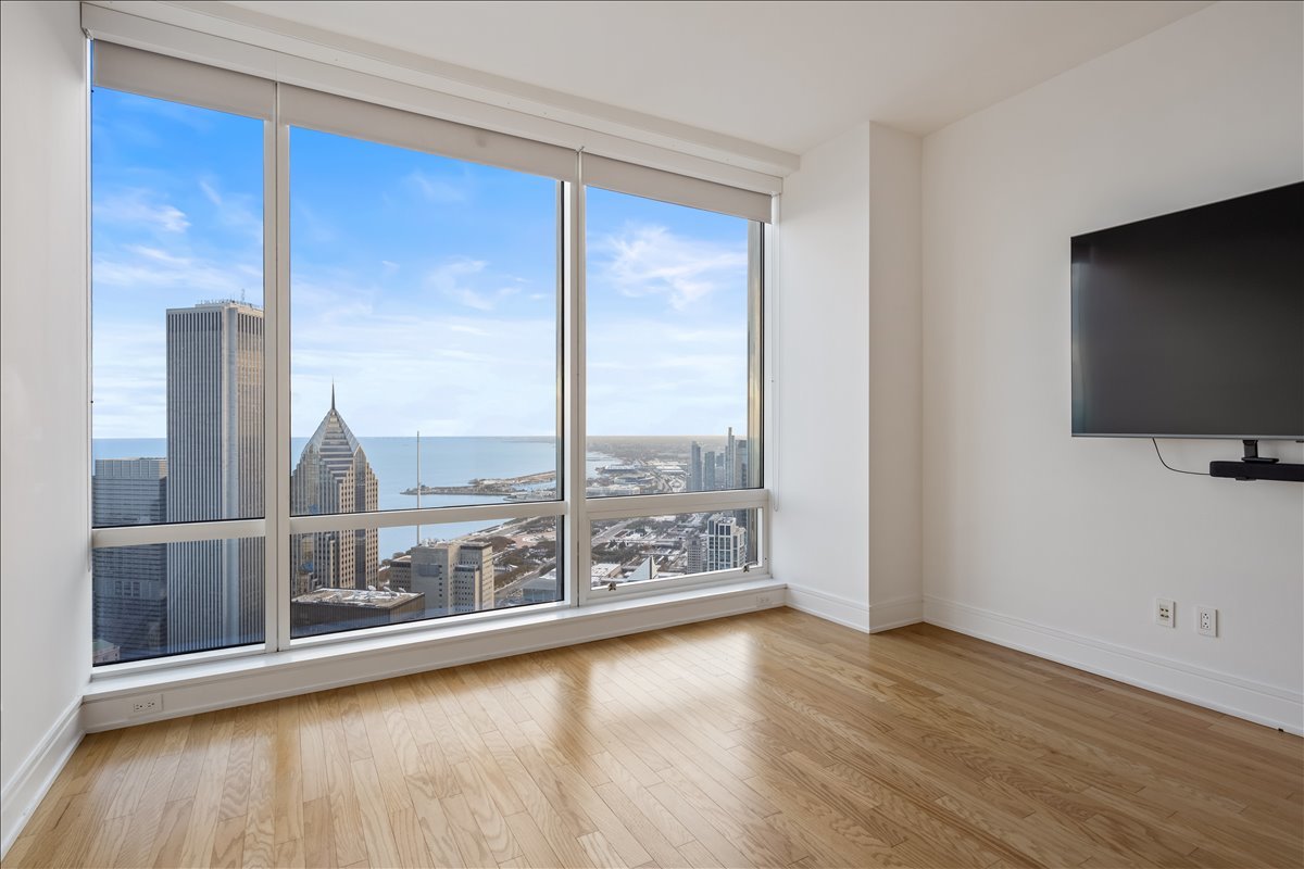 401 N Wabash Avenue Unit: 67F