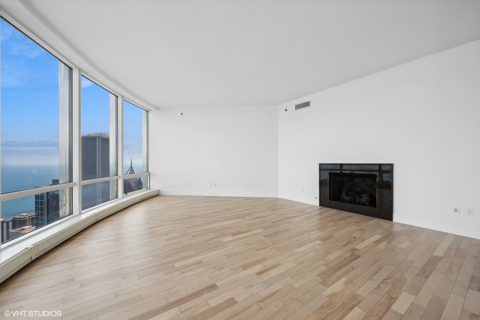 401 N Wabash Avenue Unit: 75A
