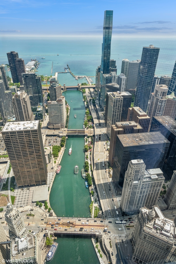 401 N Wabash Avenue Unit: 75A