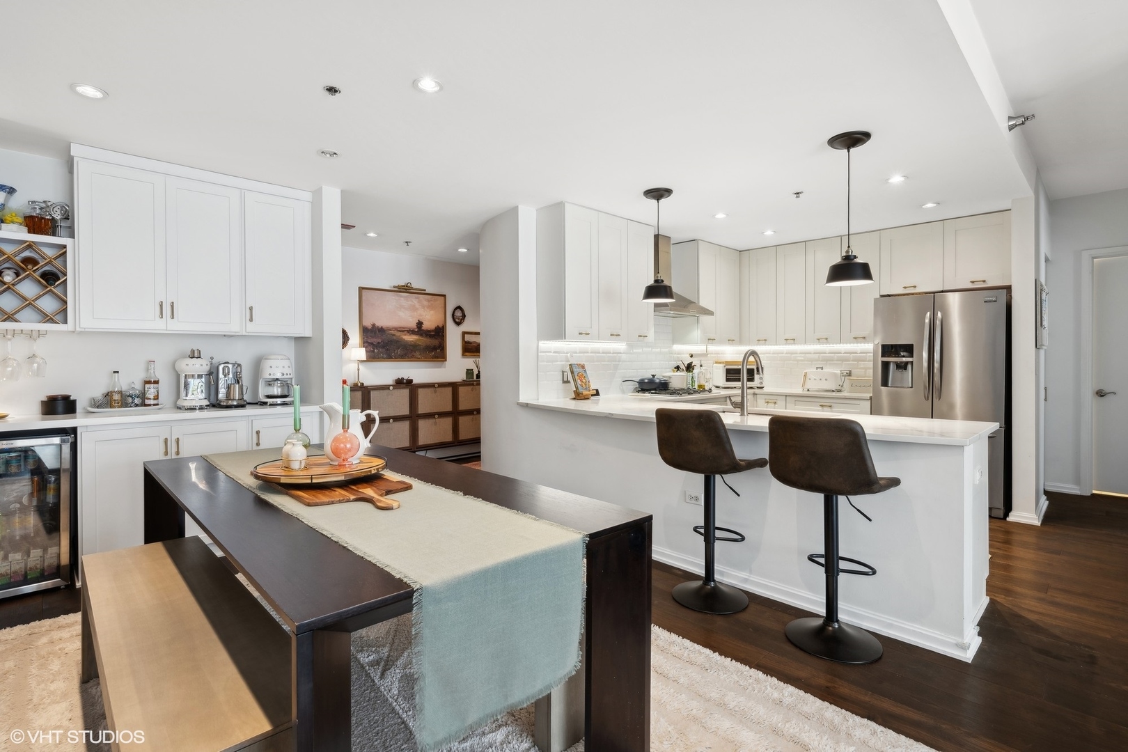 160 E Illinois Street Unit: 1102