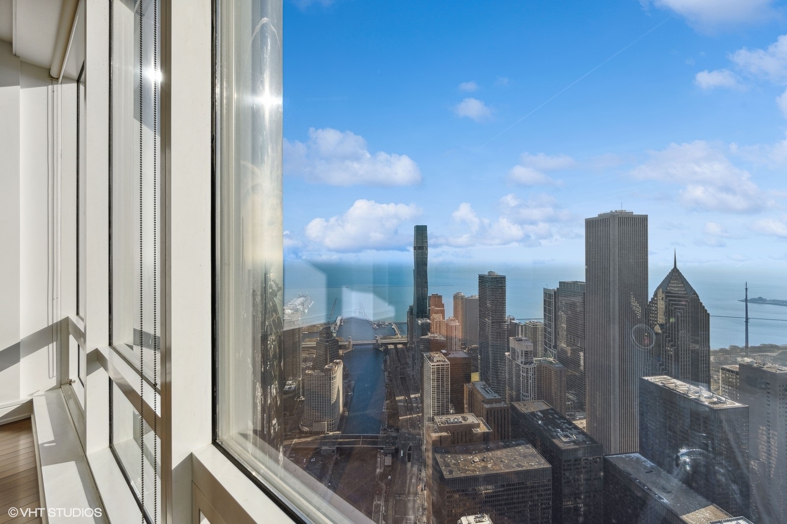 401 N Wabash Avenue Unit: 76E