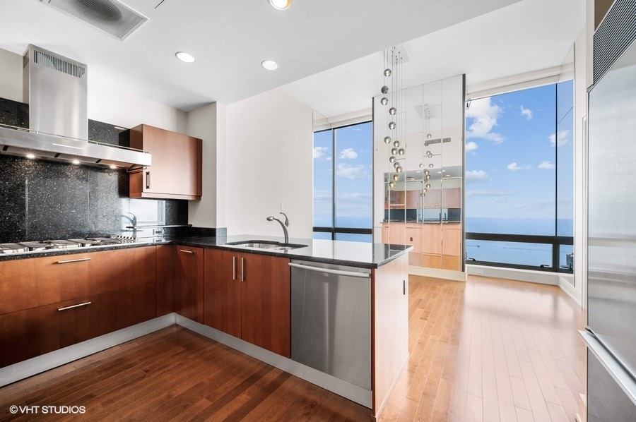 401 N Wabash Avenue Unit: 86D
