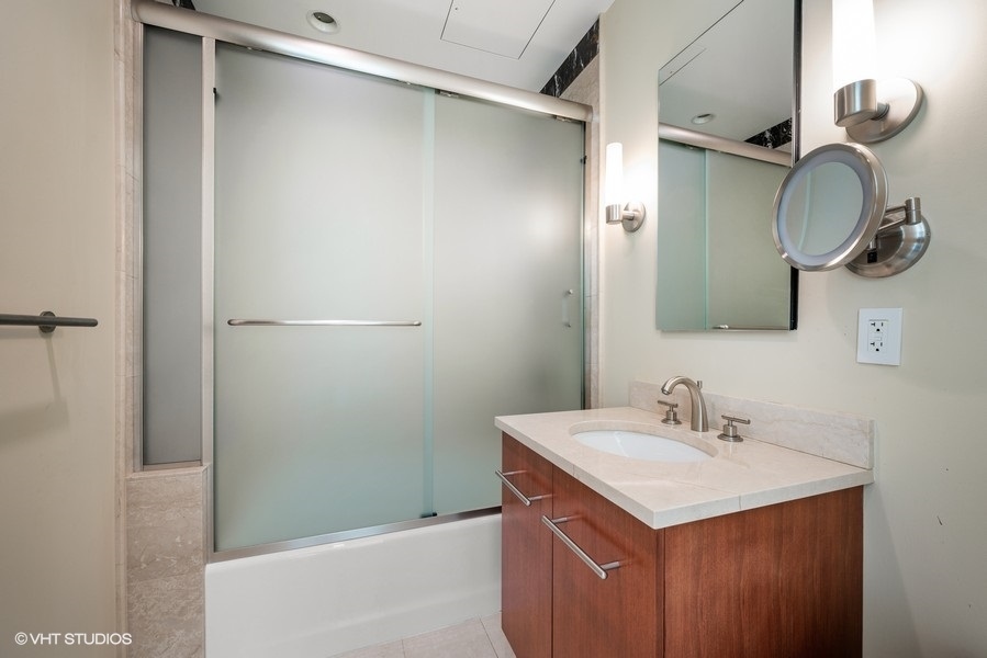 401 N Wabash Avenue Unit: 86D