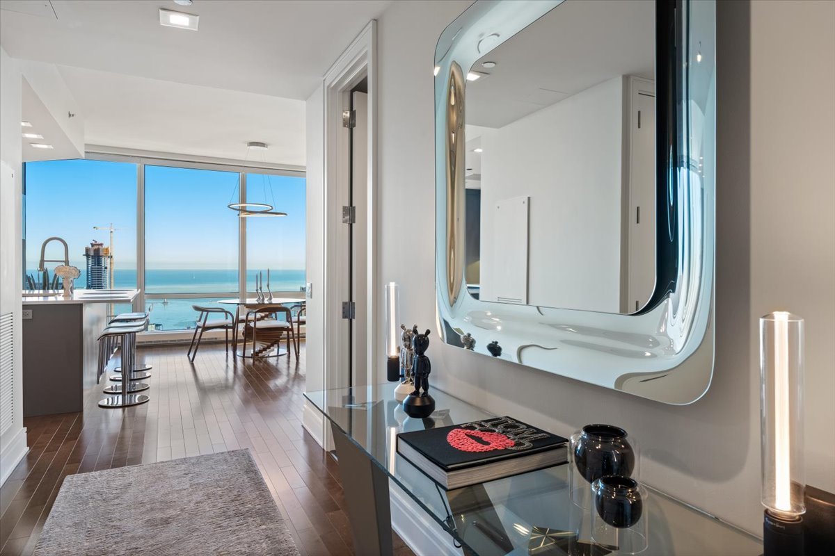 401 N Wabash Avenue Unit: 47J