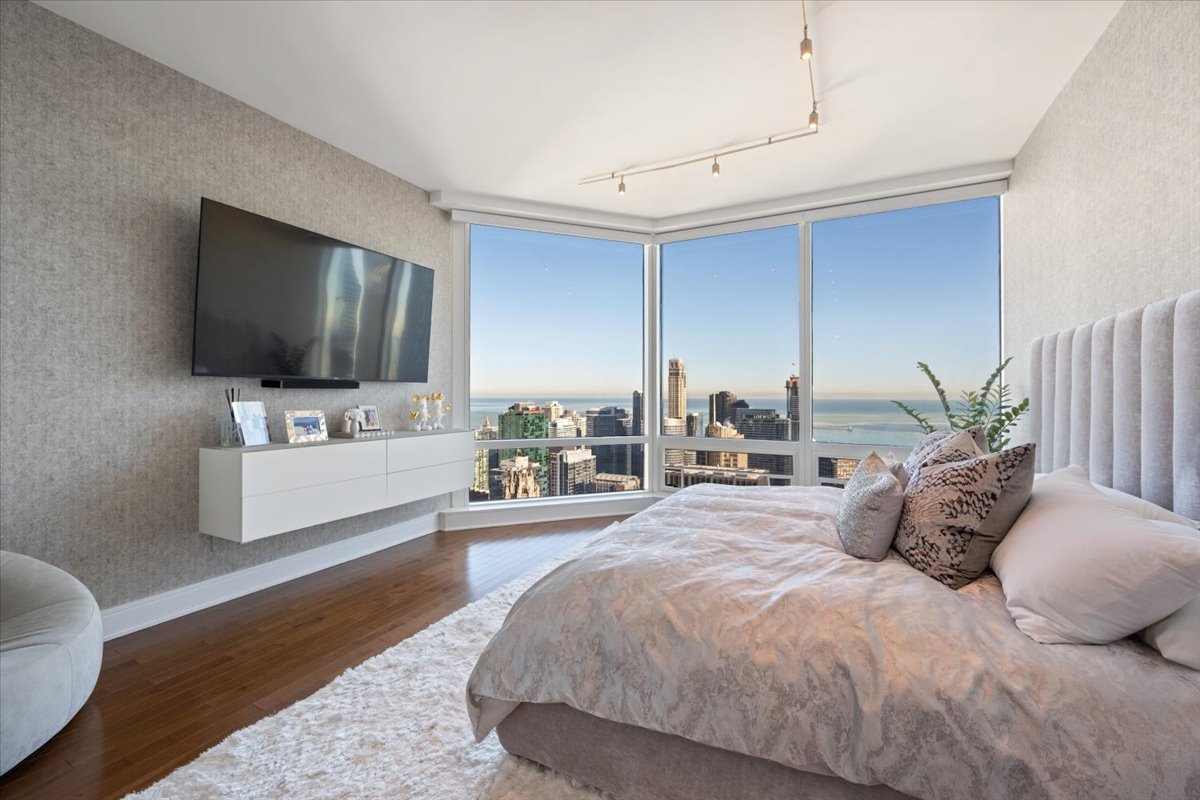 401 N Wabash Avenue Unit: 47J