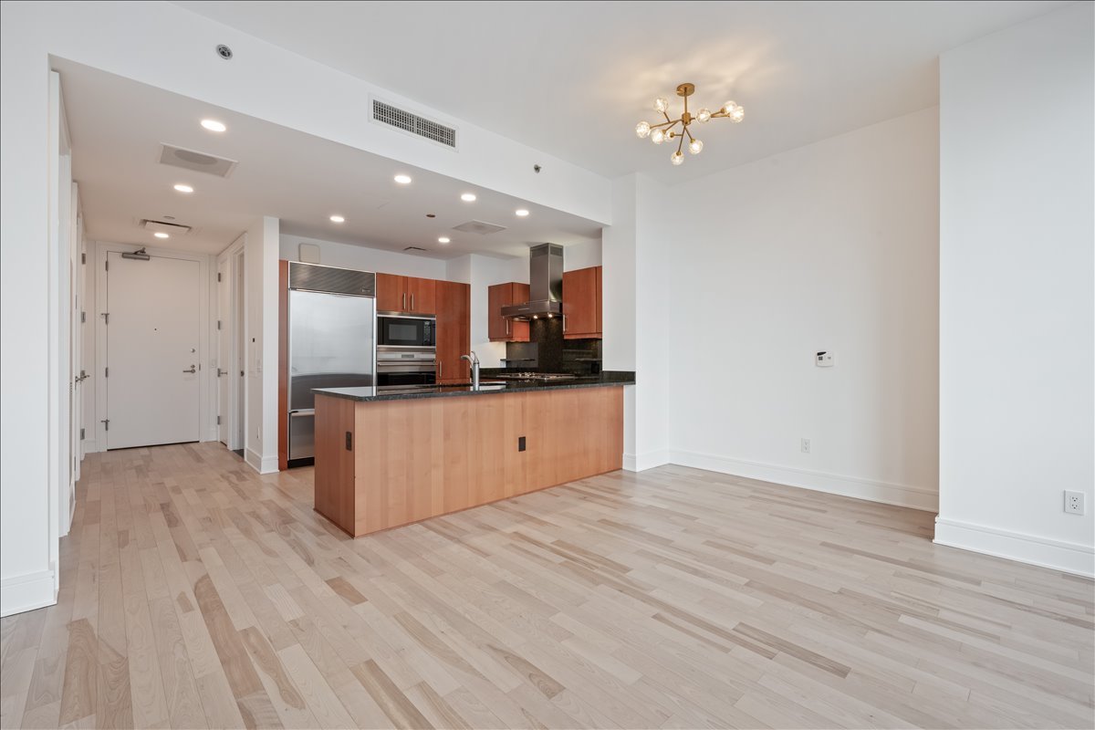 401 N Wabash Avenue Unit: 34I