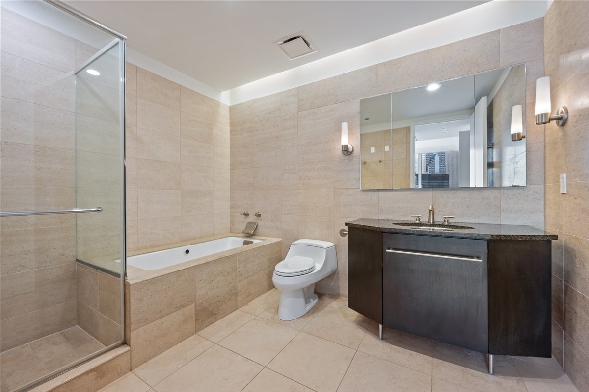 401 N Wabash Avenue Unit: 34I