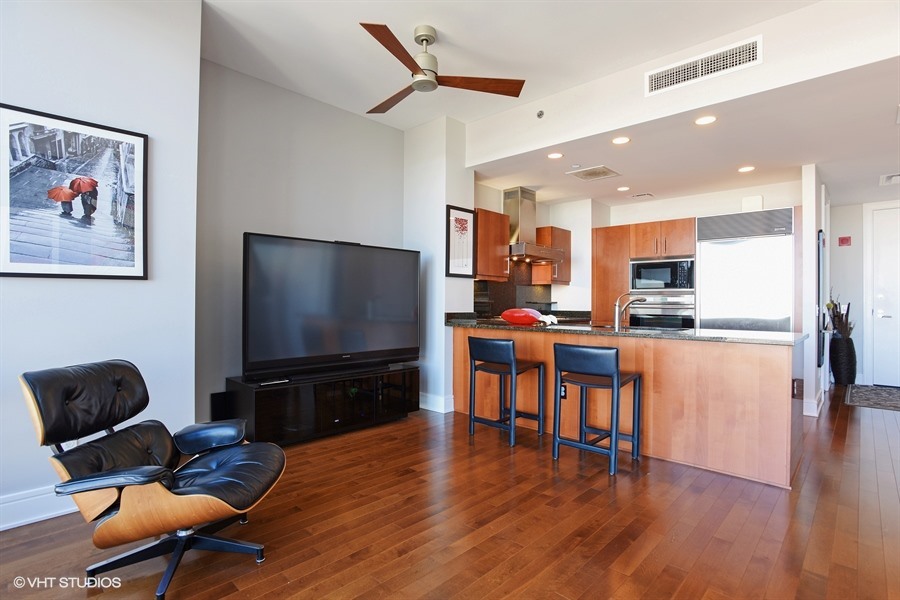 401 N Wabash Avenue Unit: 38E