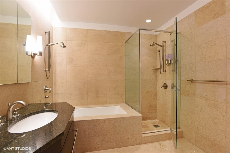 401 N Wabash Avenue Unit: 38E