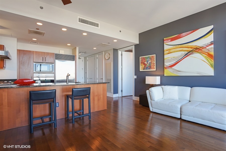 401 N Wabash Avenue Unit: 38E