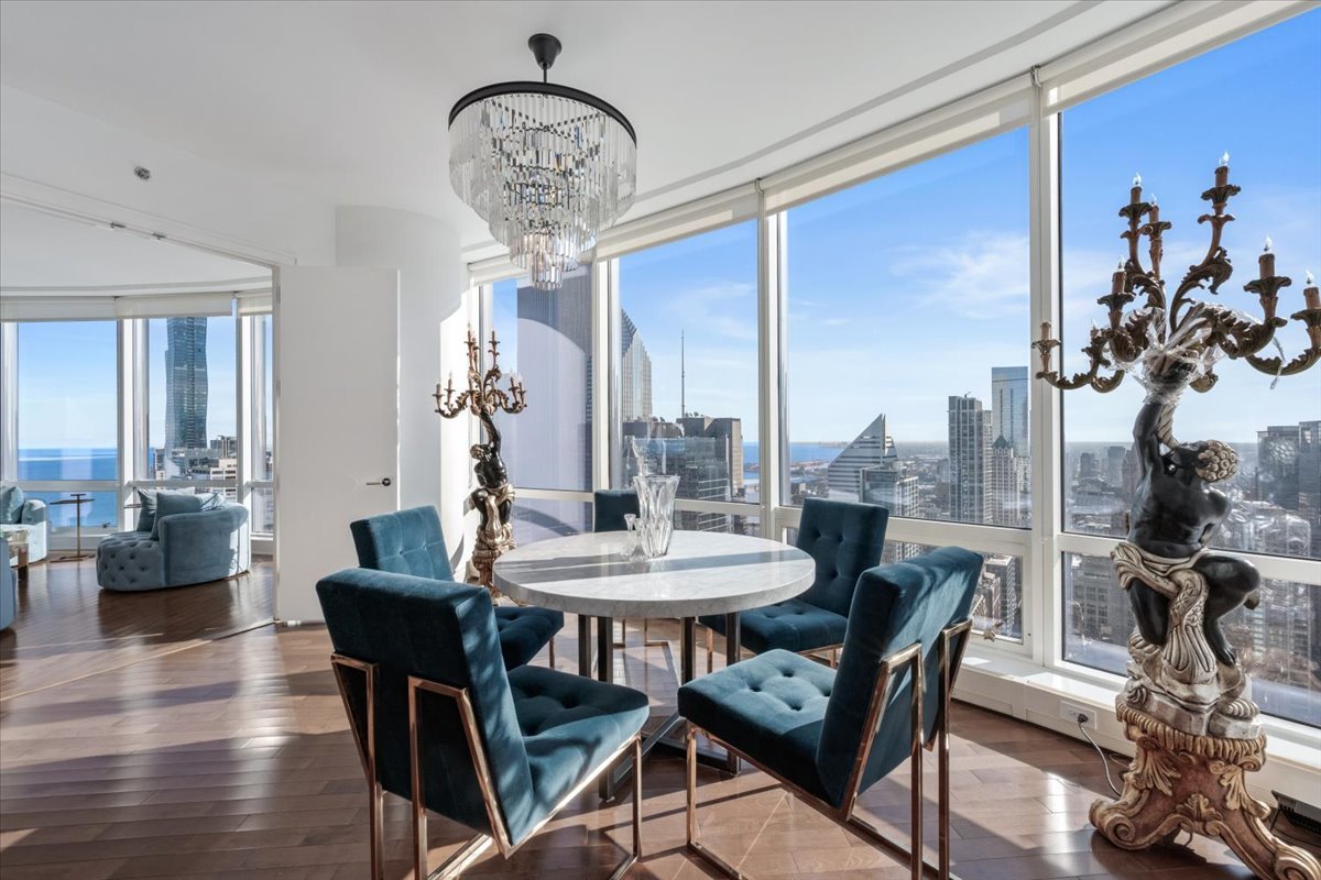 401 N Wabash Avenue Unit: 39H