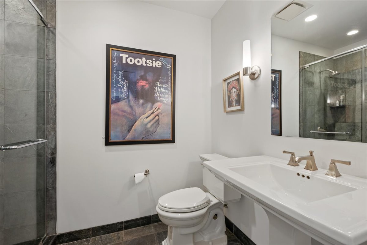 401 N Wabash Avenue Unit: 39H