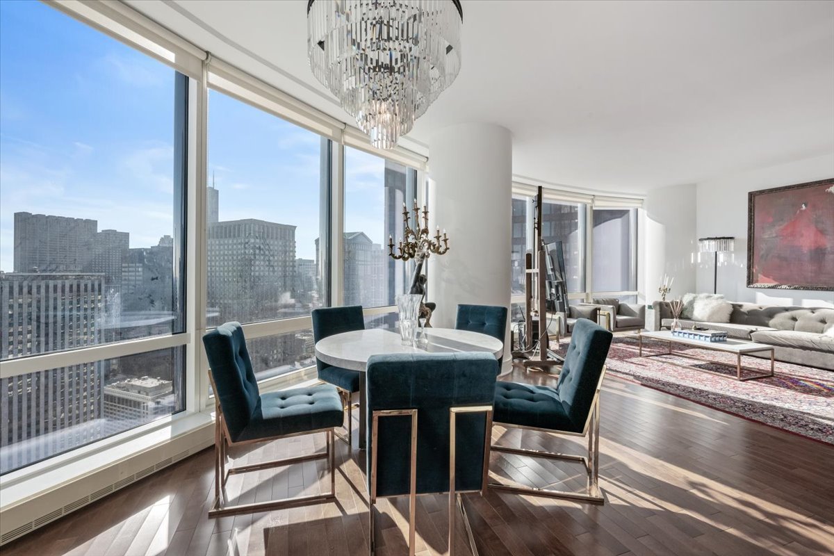 401 N Wabash Avenue Unit: 39H