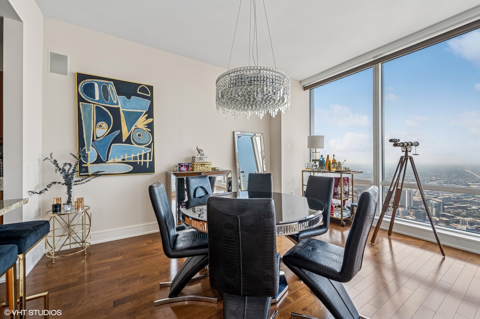 401 N Wabash Avenue Unit: 77B