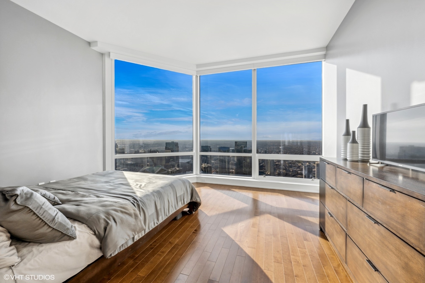 401 N Wabash Avenue Unit: 70D