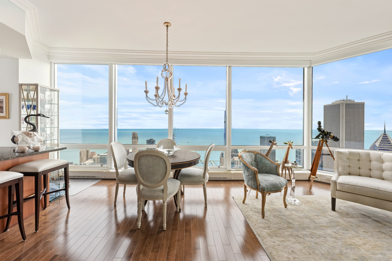 401 N wabash Avenue Unit: 74F