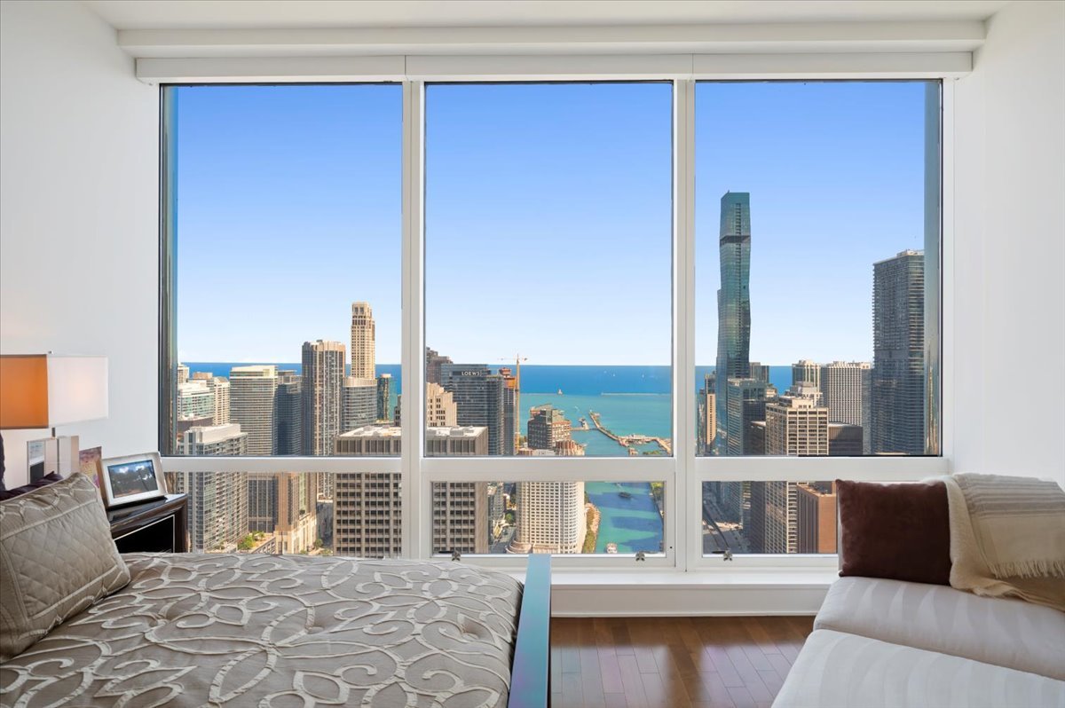 401 N Wabash Avenue Unit: 44A