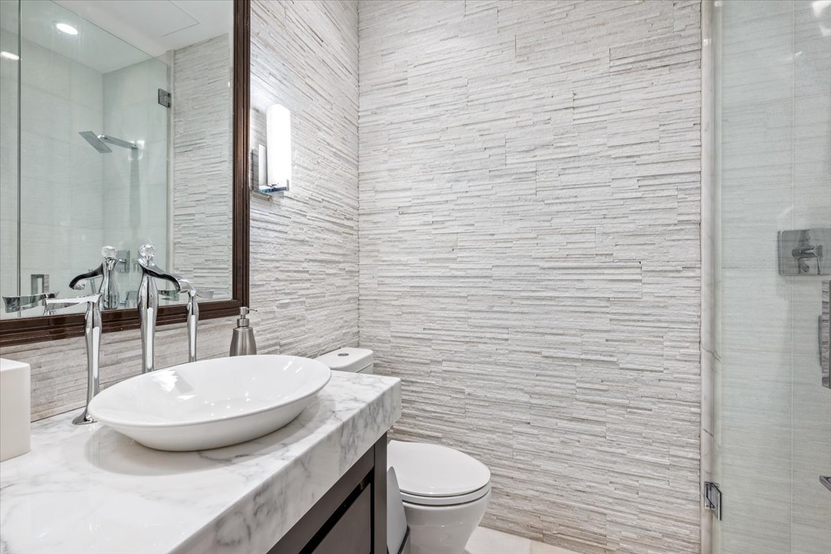 401 N Wabash Avenue Unit: 86B